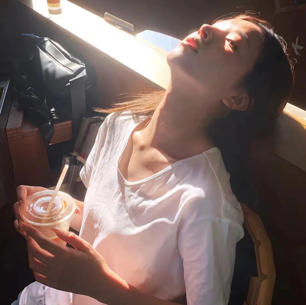 我,何爷爷